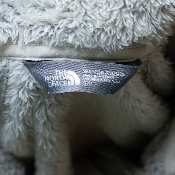 The North Face Women's Plush Fleece Jacket - Size Small, Cozy Warmth - Picture 5 of 7